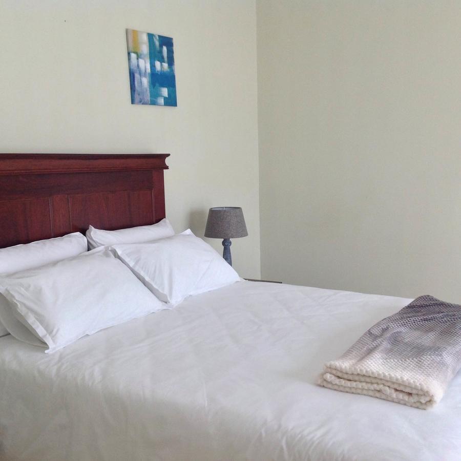 Vinolux Guest House Mthatha Esterno foto