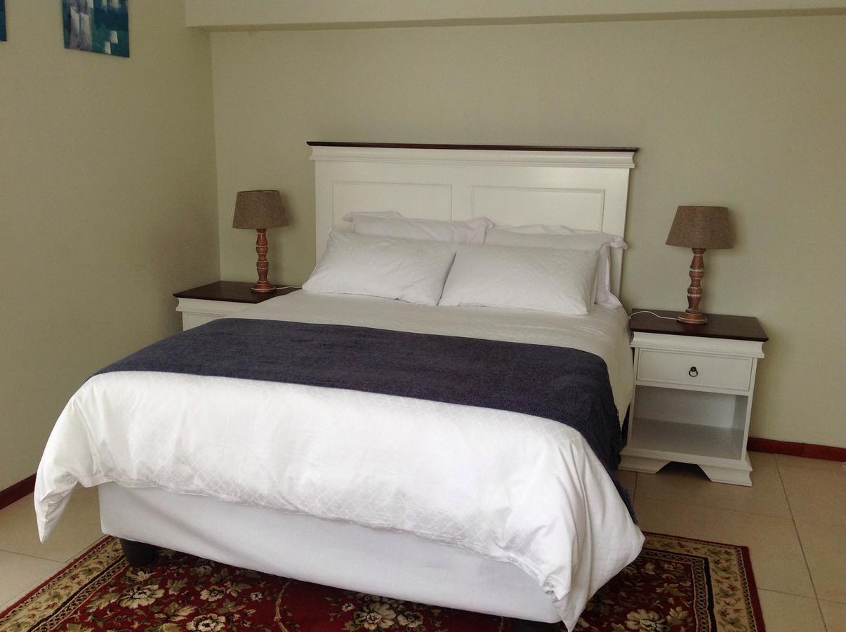 Vinolux Guest House Mthatha Esterno foto